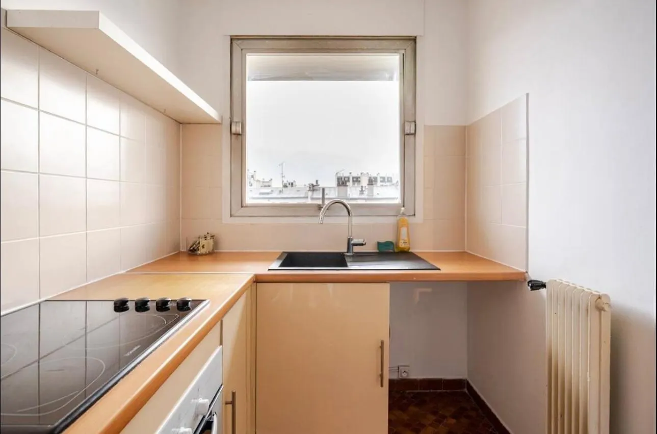 Piso En Paris Metro Duplex Line 6 Apartment France
